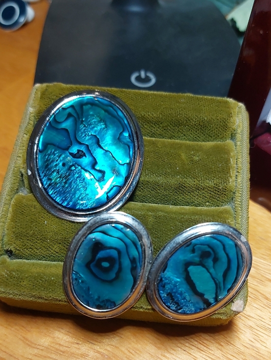 Jewelry - Butler Signed Abalone Brooch Pierced Earrings Set Oval Silvertone